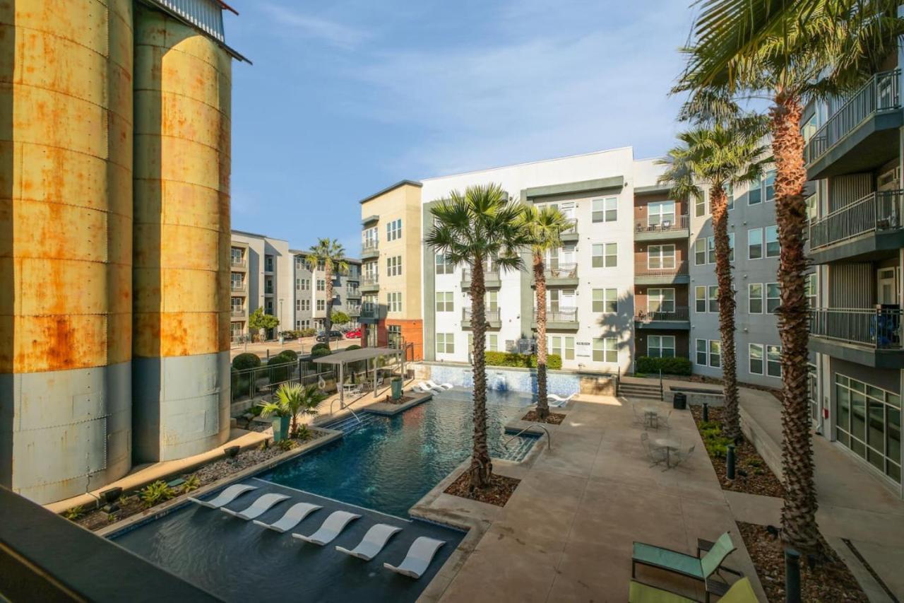 1 Bd Luxury Stay With Pool Near Riverwalk San Antonio Exterior photo